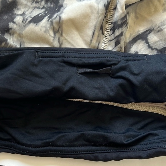 Lululemon Run Times Short *4-way stretch - Picture 7 of 7